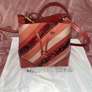 Michael Kors Mercer Medium Terracotta Leather Convertible Bucket Bag